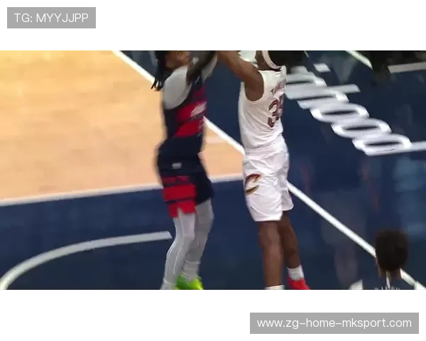 NBA高难度空接:空中盛宴的极限挑战与精彩瞬间 NBA高难度空接:空中盛宴的极限挑战与精彩瞬间