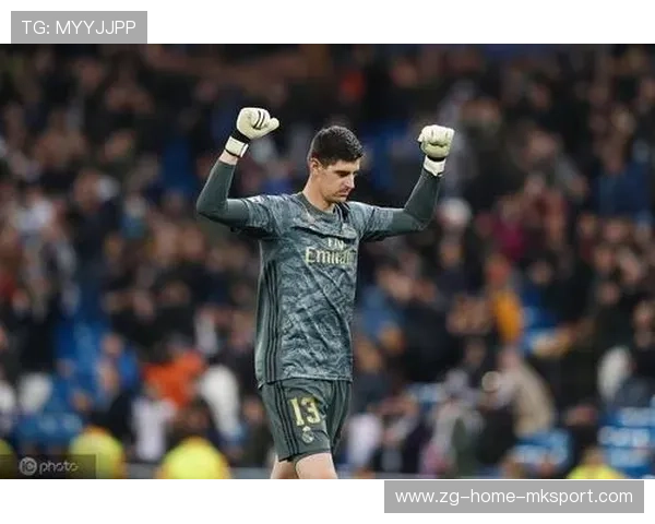 库尔图瓦门线上神勇封出必进球，力保皇马零封对手